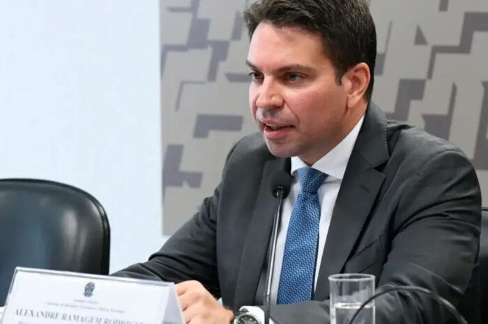 Motta avisa que cassação de Ramagem será declarada pela Mesa da Câmara