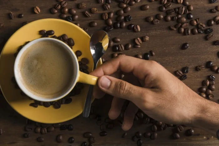 Café pode ajudar a viver mais, mas depende de como é preparado e como é tomado