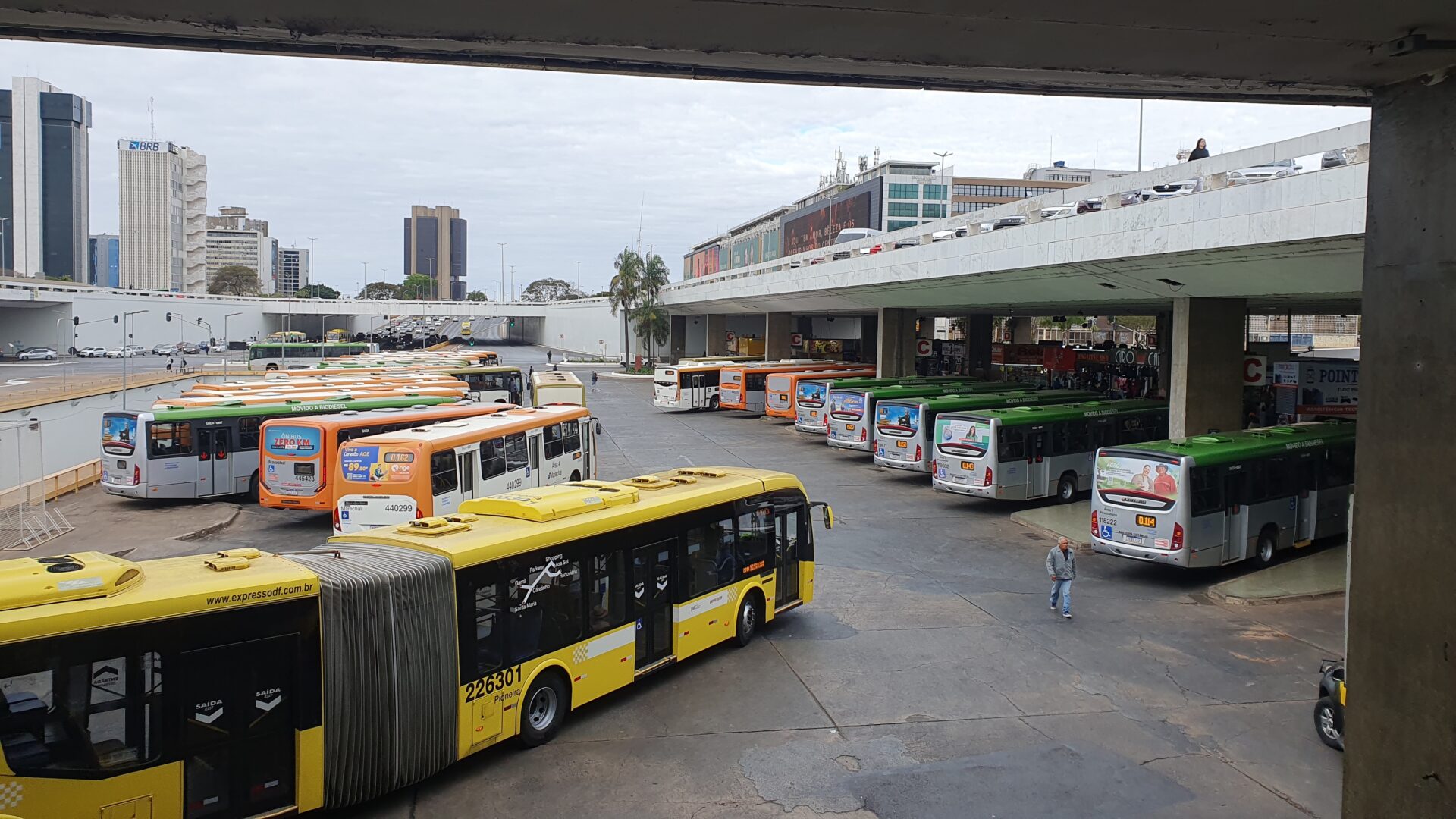 GDF moderniza transporte público, mantém tarifas congeladas e amplia gratuidades com o Vai de Graça