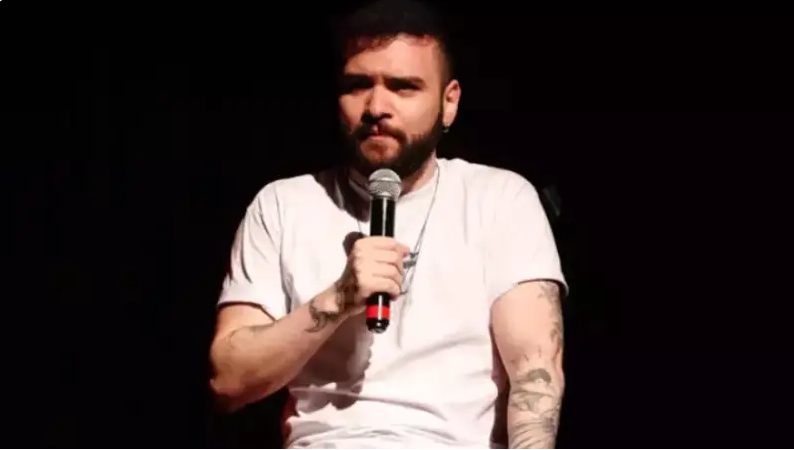 Cristãos fazem vigília de oração contra show de humorista em BH e caso acaba na delegacia