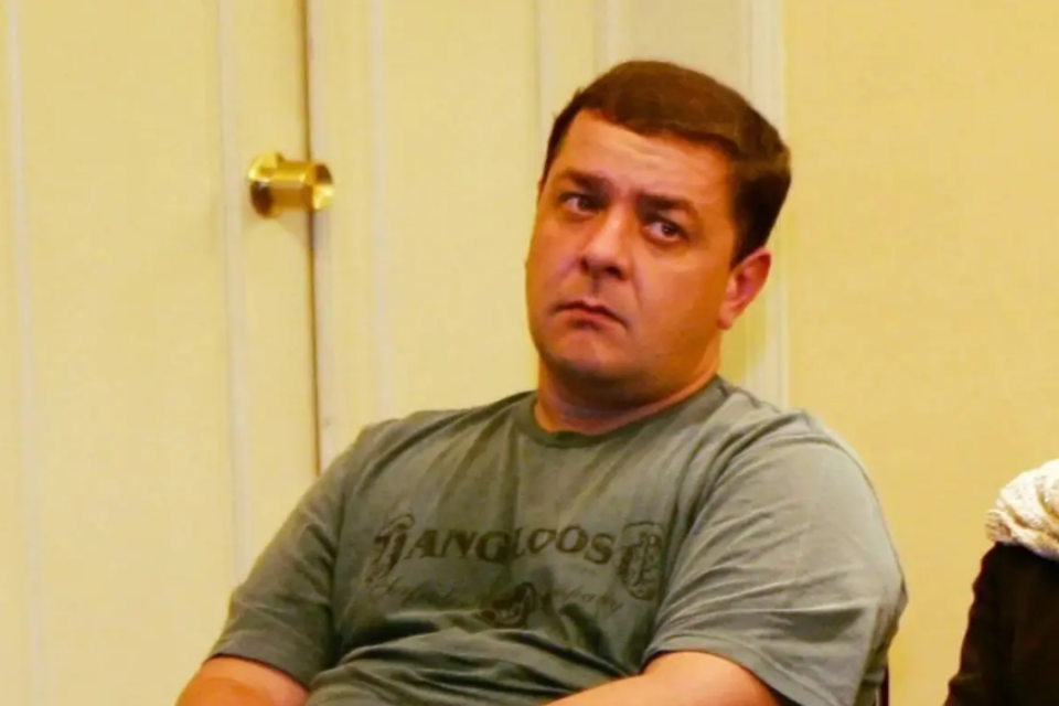 Lulinha processa Flávio Bolsonaro por vídeo sobre suspeita de desvios no INSS