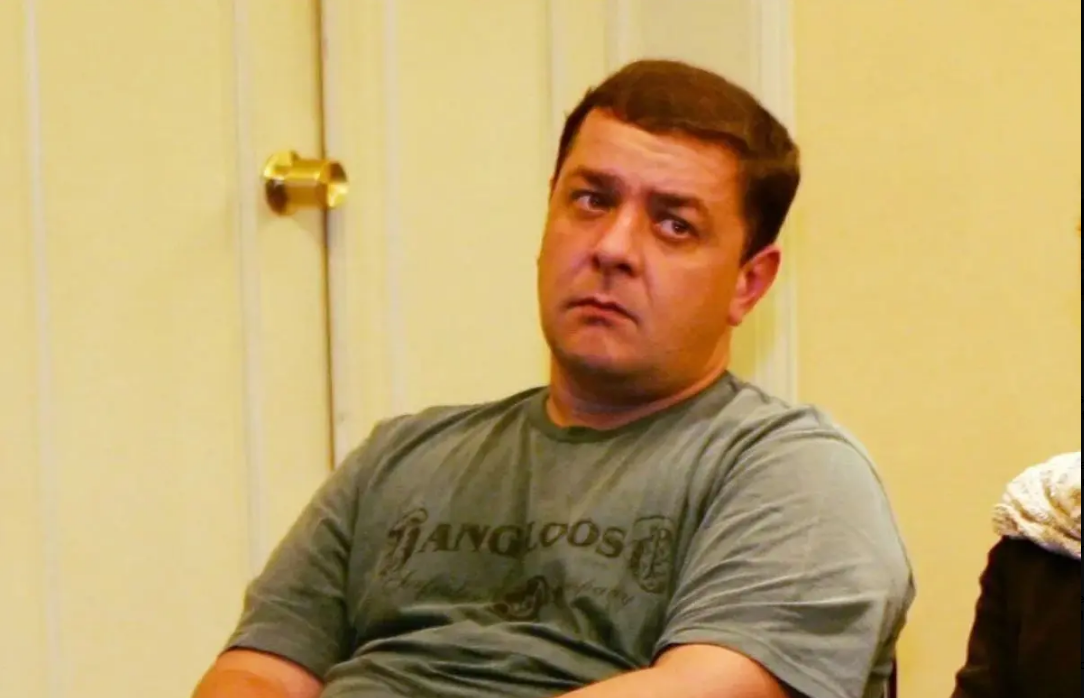 Lulinha processa Flávio Bolsonaro por vídeo sobre suspeita de desvios no INSS