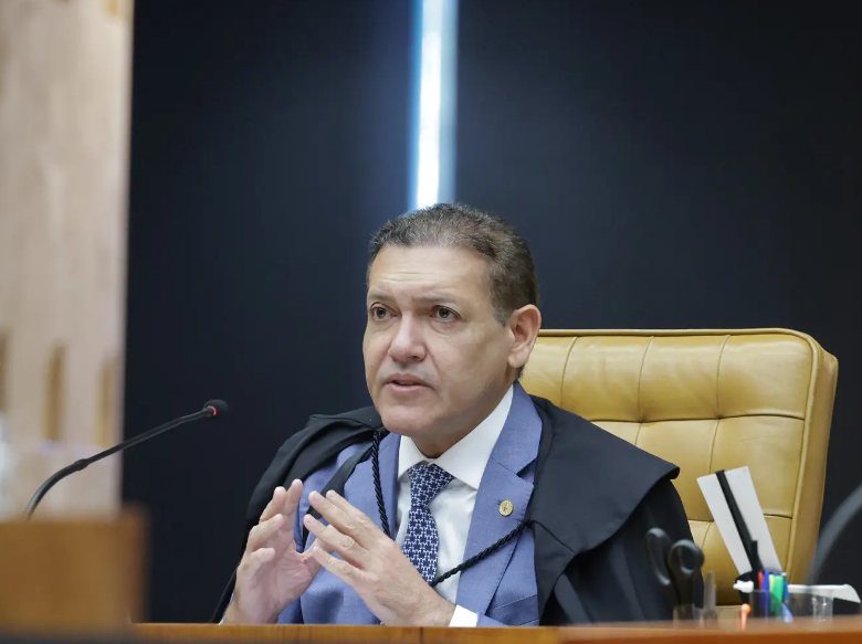 Ministro do STF indicado por Bolsonaro defende segurança do sistema eleitoral